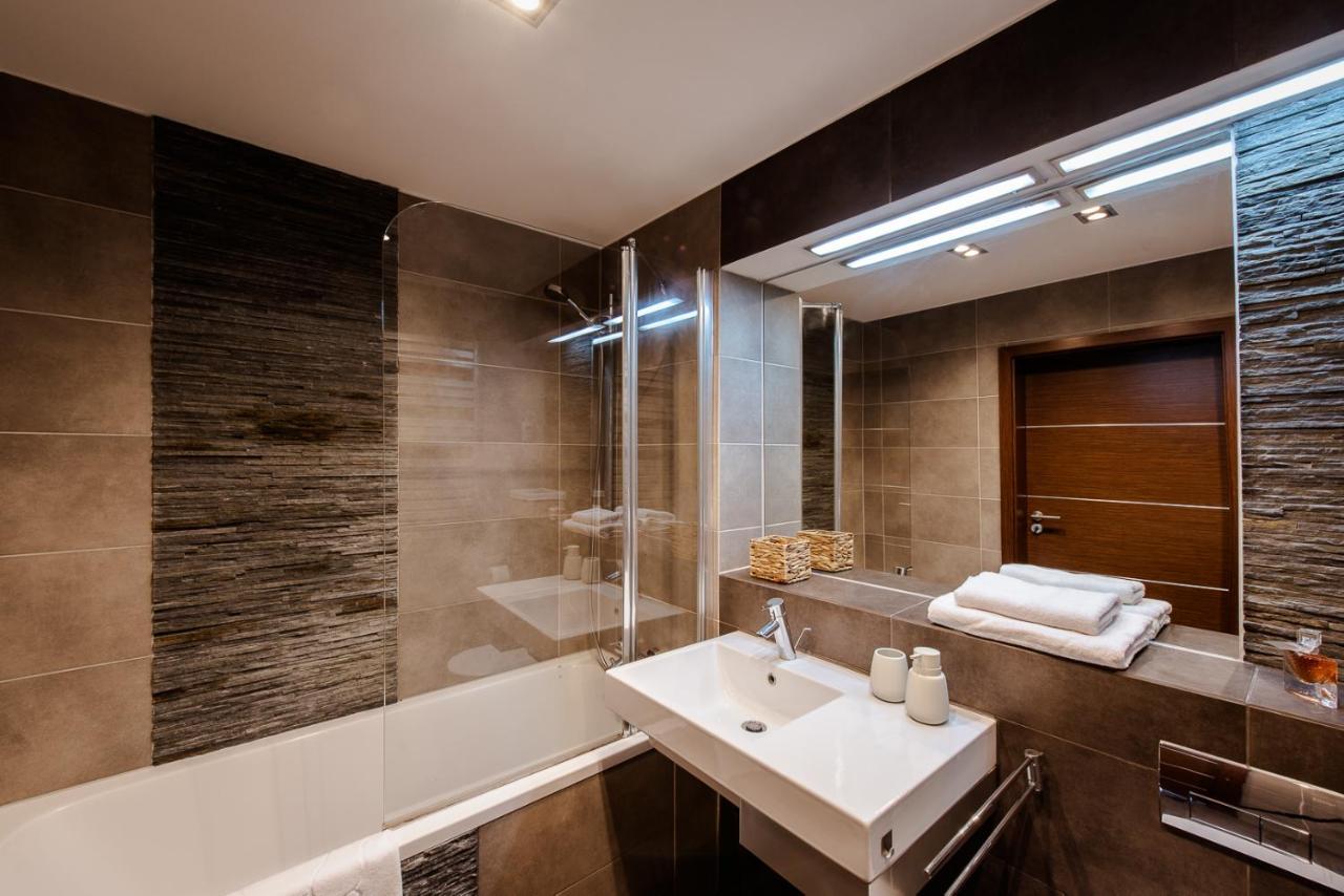 Spacious Apartment Close To Main Station / Galeria Krakowska Экстерьер фото